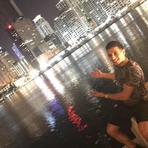 Meet your Posher, Ali